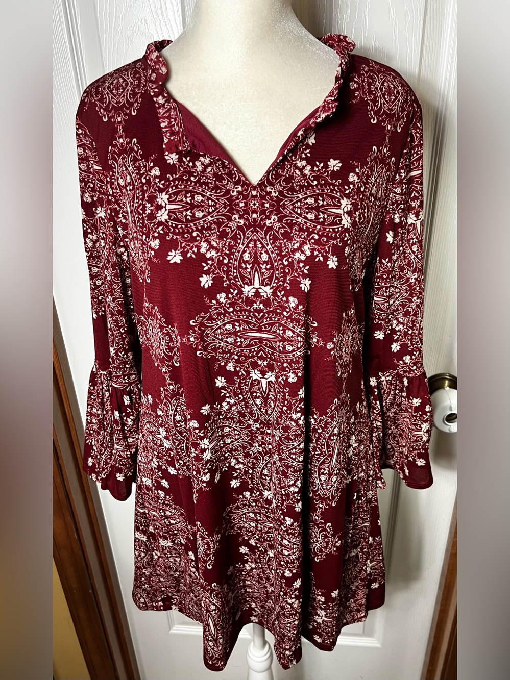 Style & Co Tunic Blouse Top Boho Bohemian 3/4 Sleeve Bell Sleeve Burgundy Red S